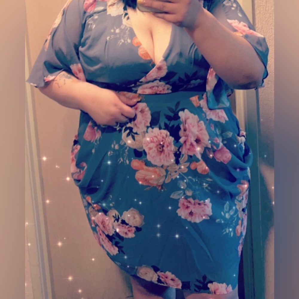 City Chic Size 18 Batwinged Floral Printed Faux Wrap Dress Florence Cocktail C7